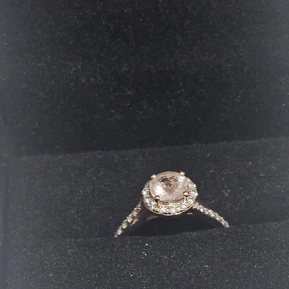 Morganite Engagement Ring
1/3 ct tw Diamonds
14k Rose Gold - Picture 2 of 4